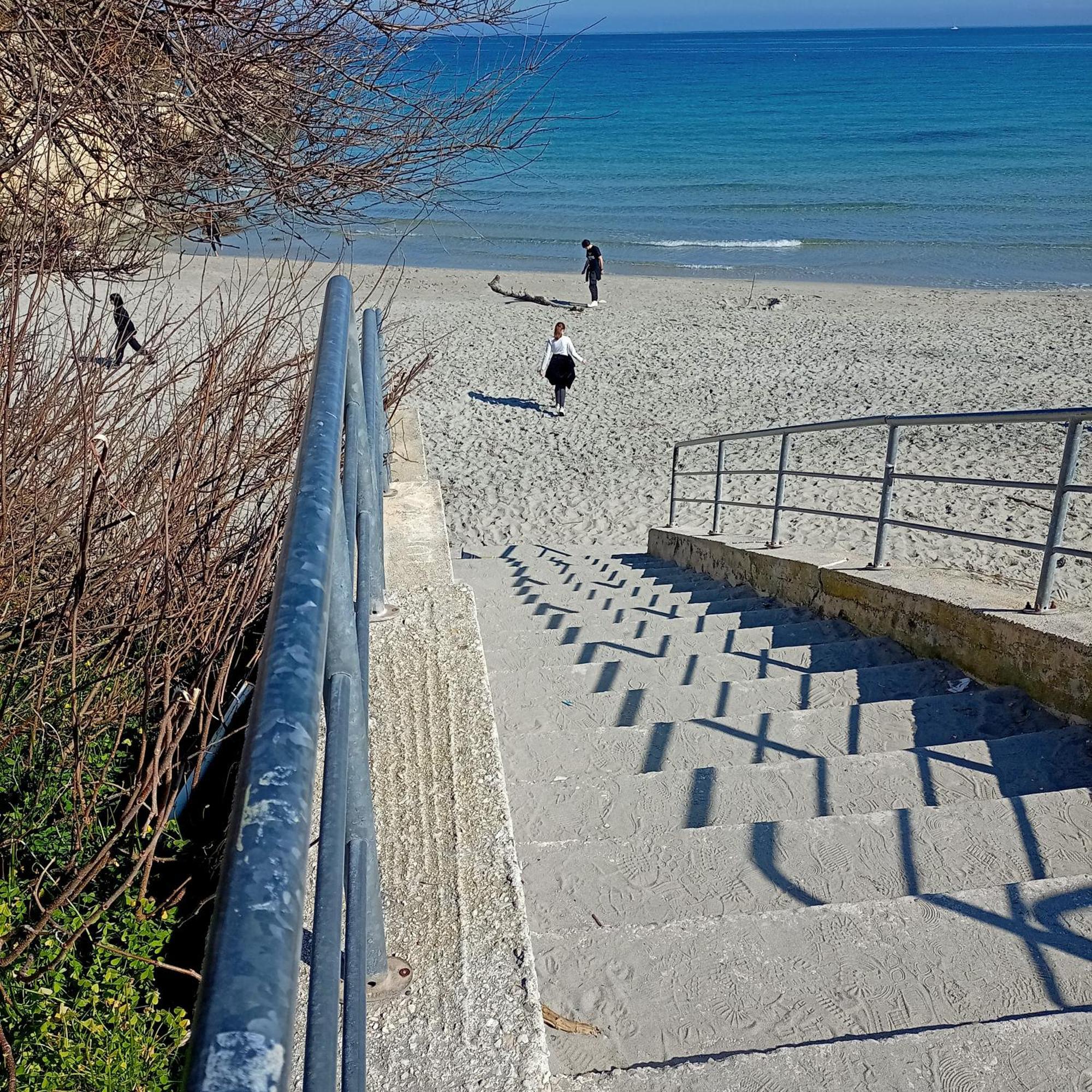 Petite Maison 46 Torre dell'Orso Zimmer foto